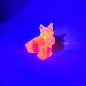 Vintage Cadmium Glass‎ Scottie Dog Figurine Glows Under UV Light Collectible